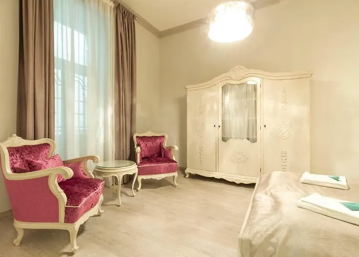 Vori Vori De Luxe Apartament *